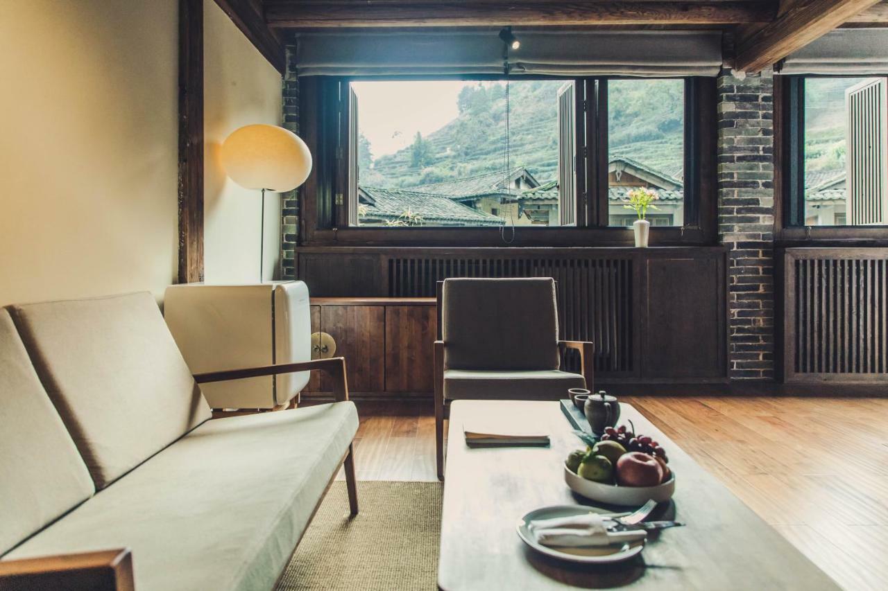 Tsingpu Tulou Retreat Hotel Zhangzhou ภายนอก รูปภาพ